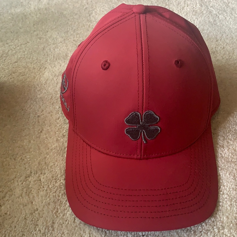 Top golf live lucky hat red